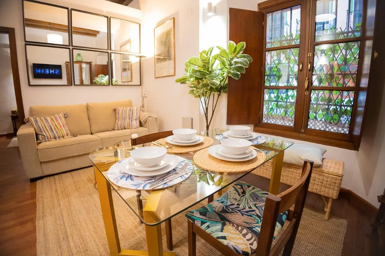 Malaver Suite Sevilla Apartamento